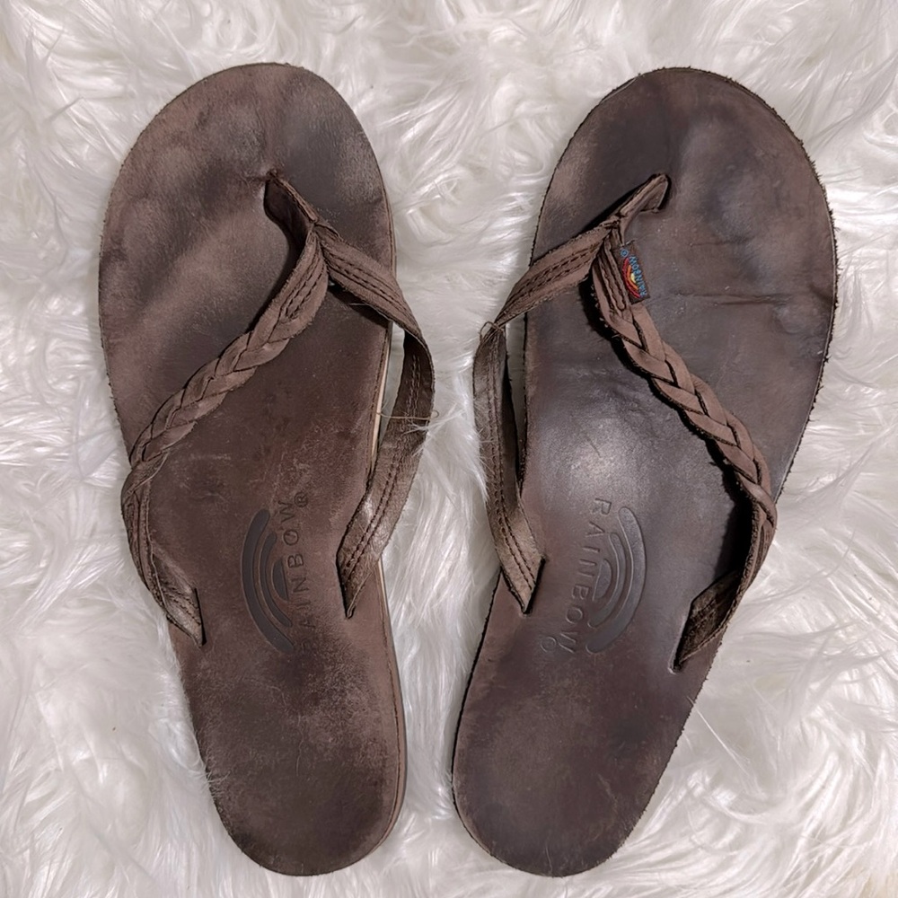 Rainbow sandals size 7